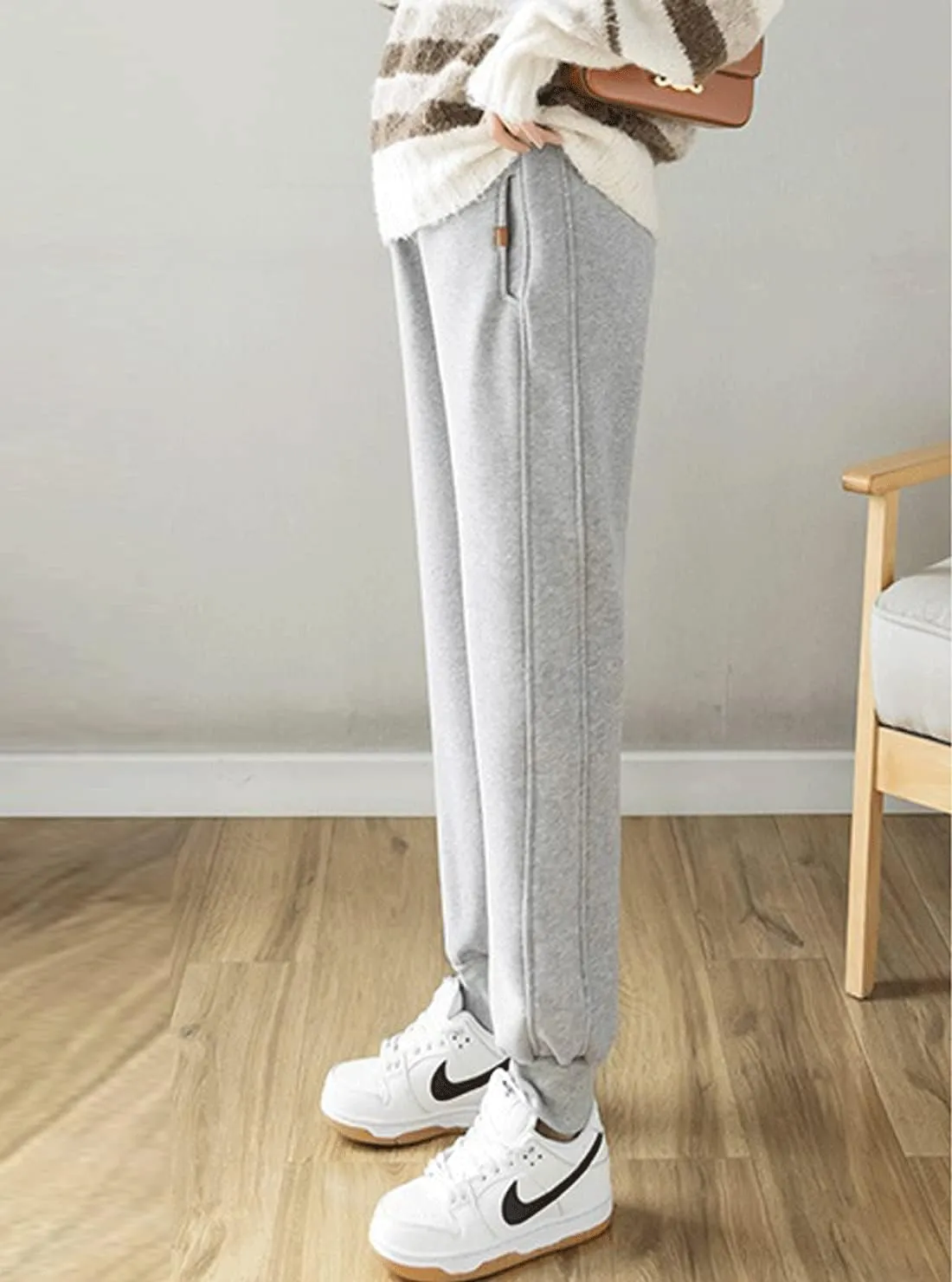 Autumn Winter Over Bump Maternity Pants Pockets Fleece Lining Sweatpants for Pregnant Women