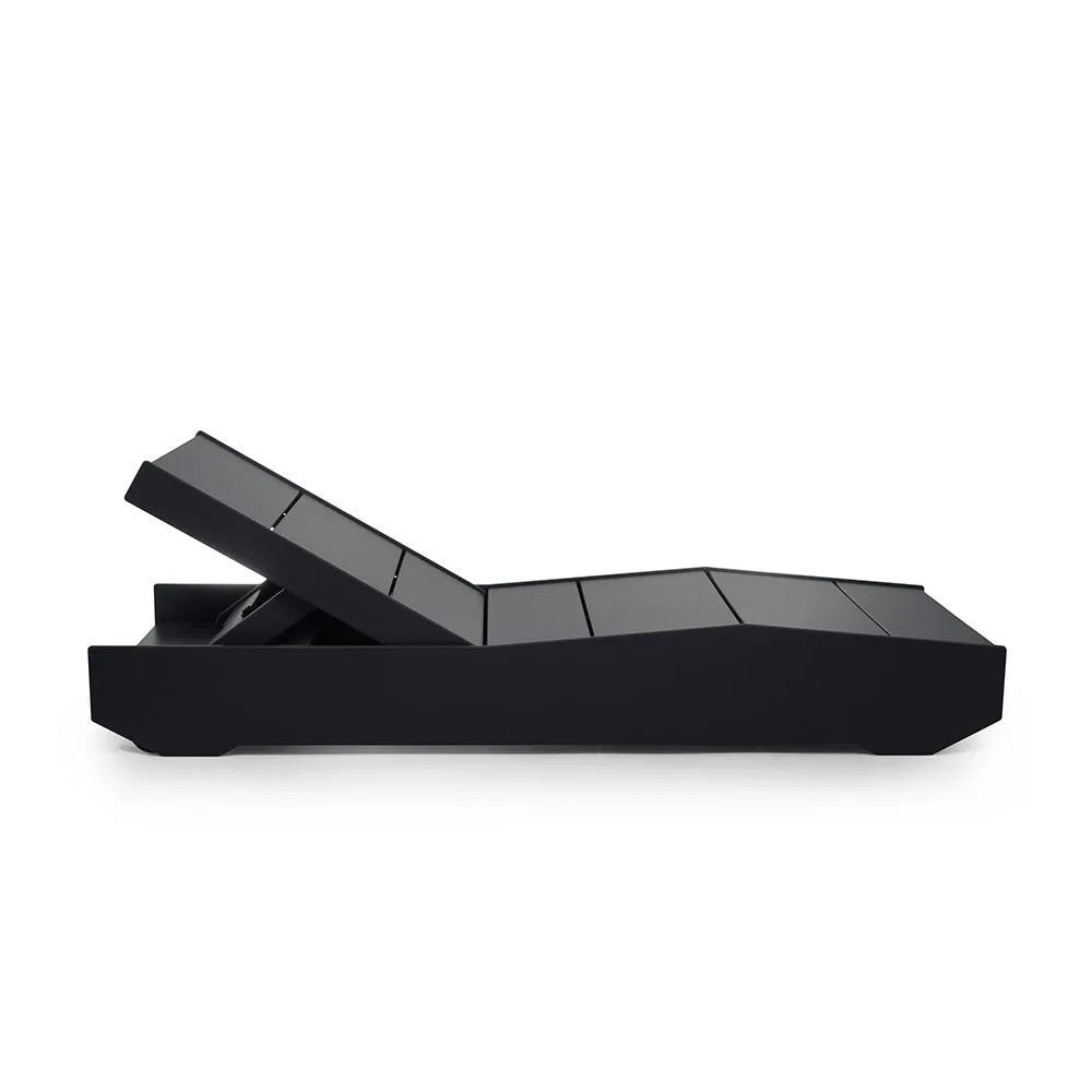 The 405 Chaise