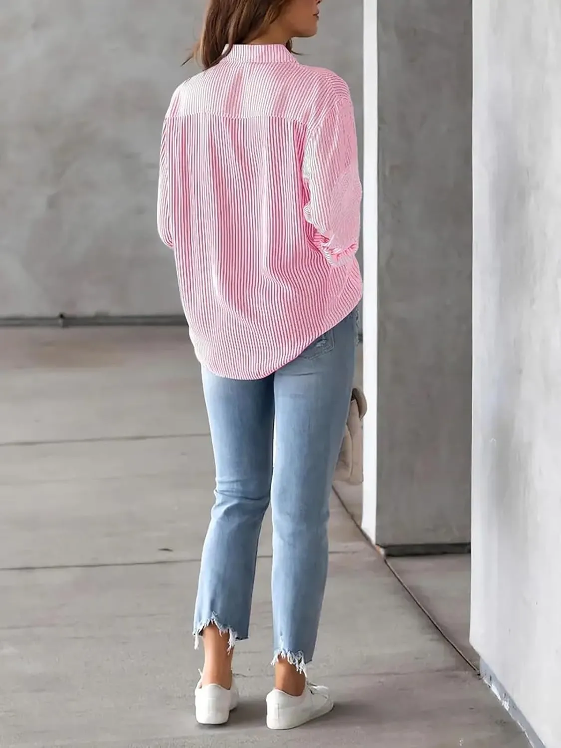 Women's Button Down Shirts Striped Long Sleeve Tops Classic Office Work Blouses with Pocket